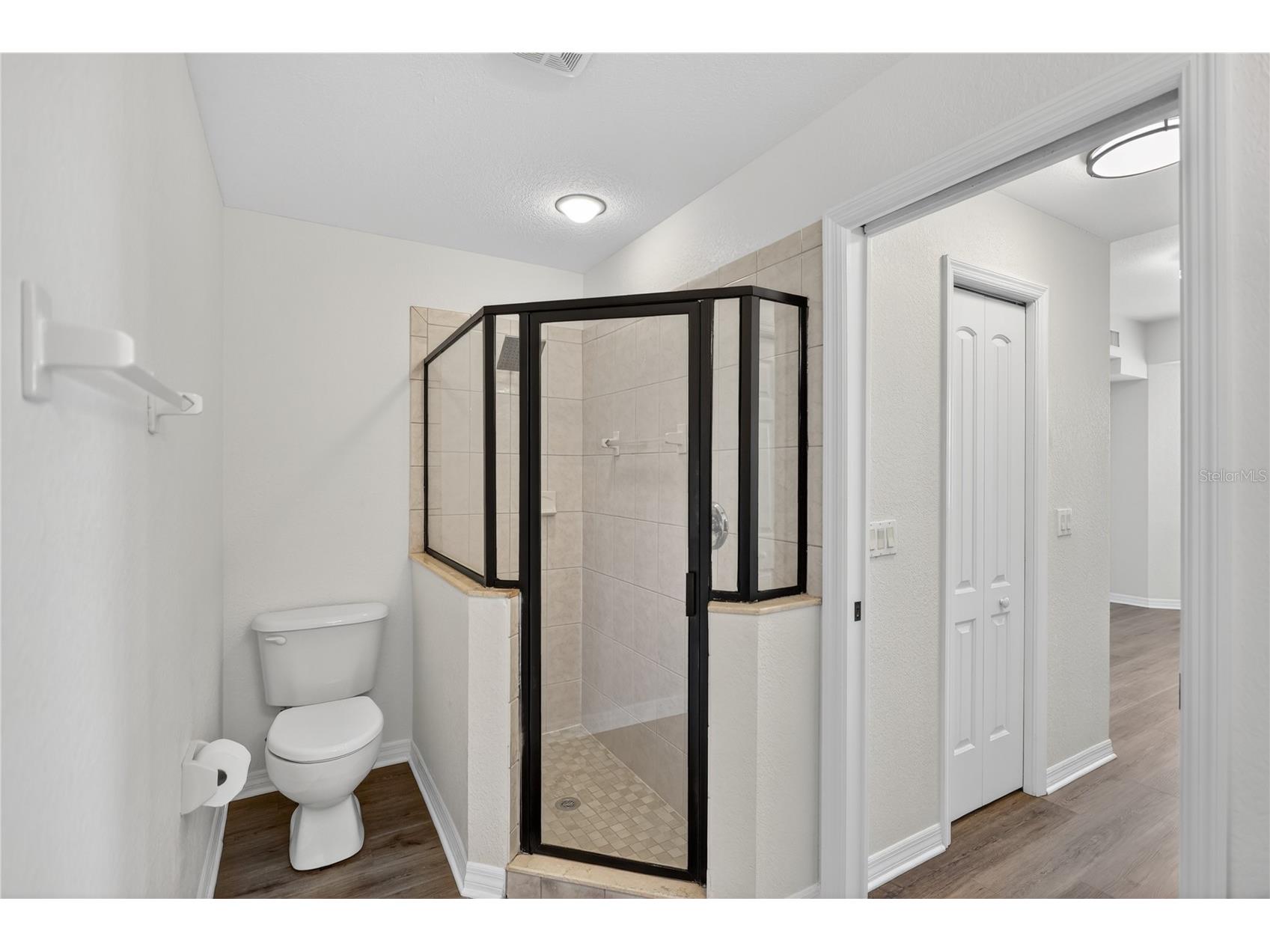 915 Fairwaycove Lane #101 Bradenton FL 34212 A4693958 image28