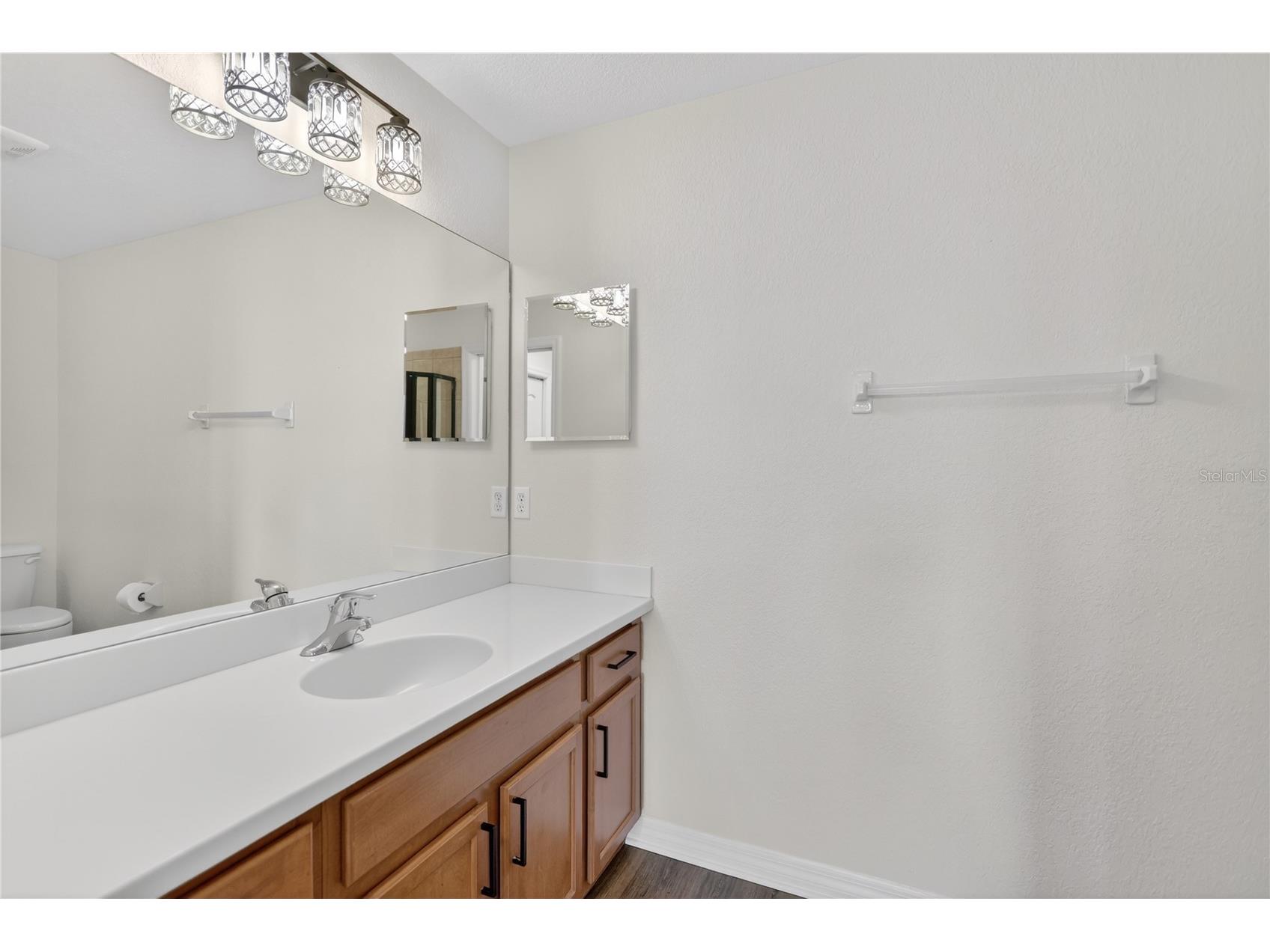 915 Fairwaycove Lane #101 Bradenton FL 34212 A4693958 image30