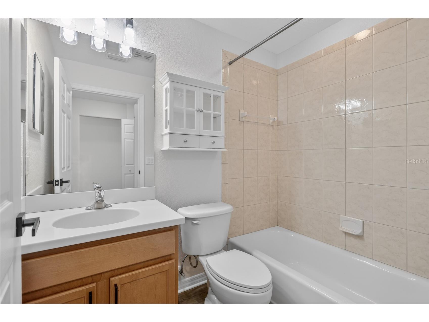 915 Fairwaycove Lane #101 Bradenton FL 34212 A4693958 image31