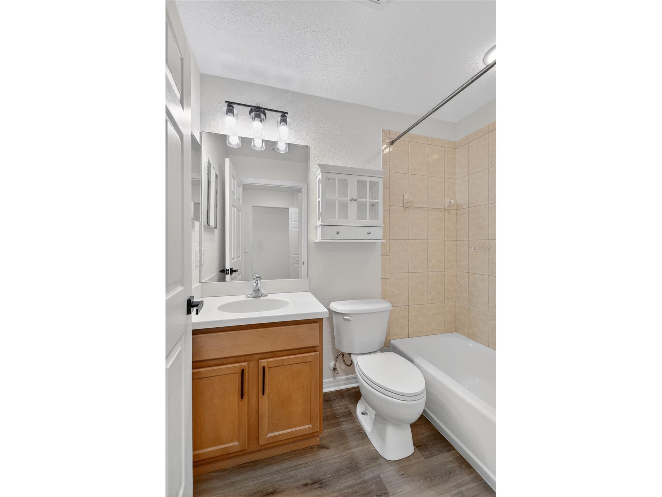 915 Fairwaycove Lane #101 Bradenton FL 34212 A4693958 image32