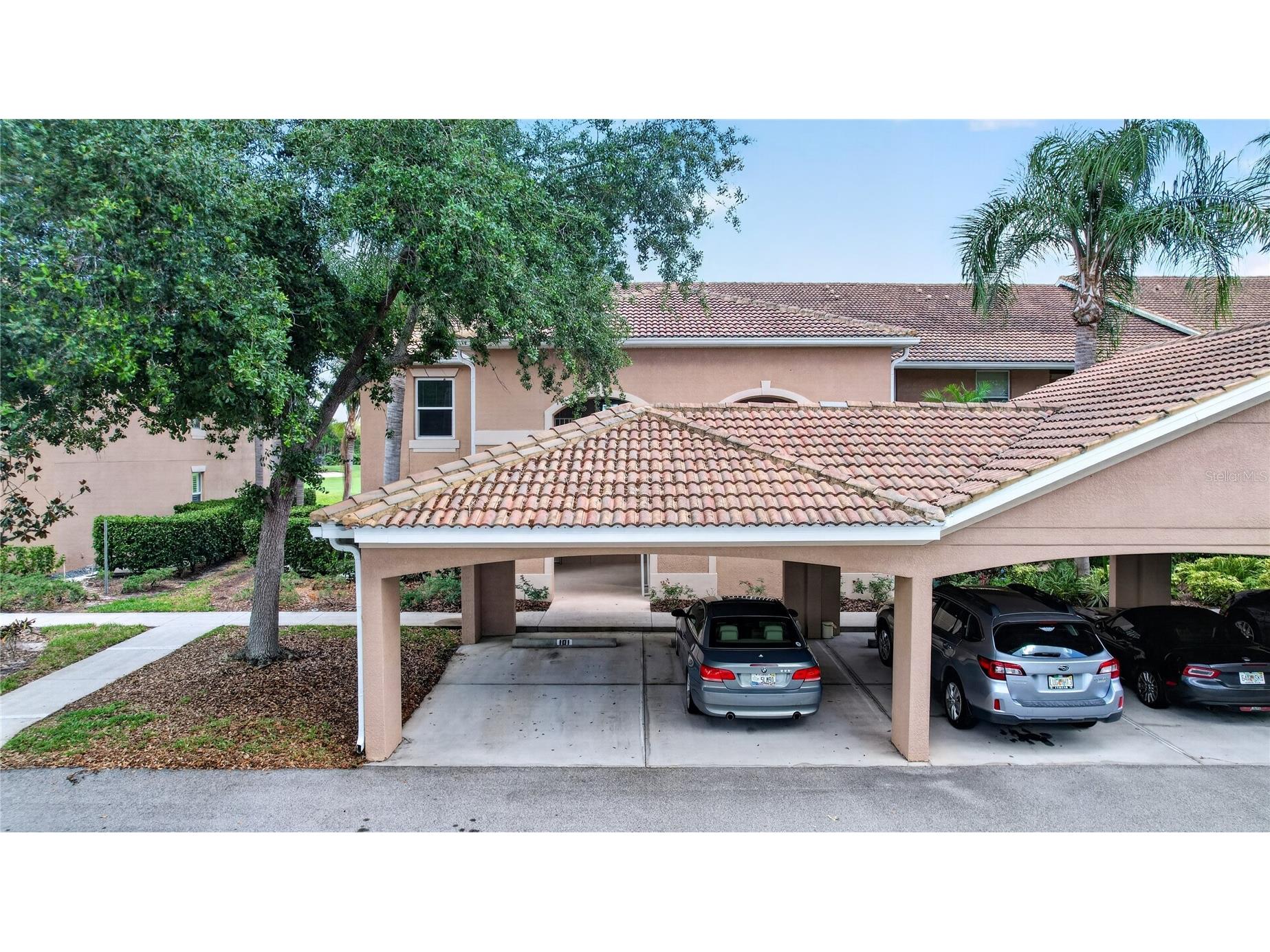 915 Fairwaycove Lane #101 Bradenton FL 34212 A4693958 image4