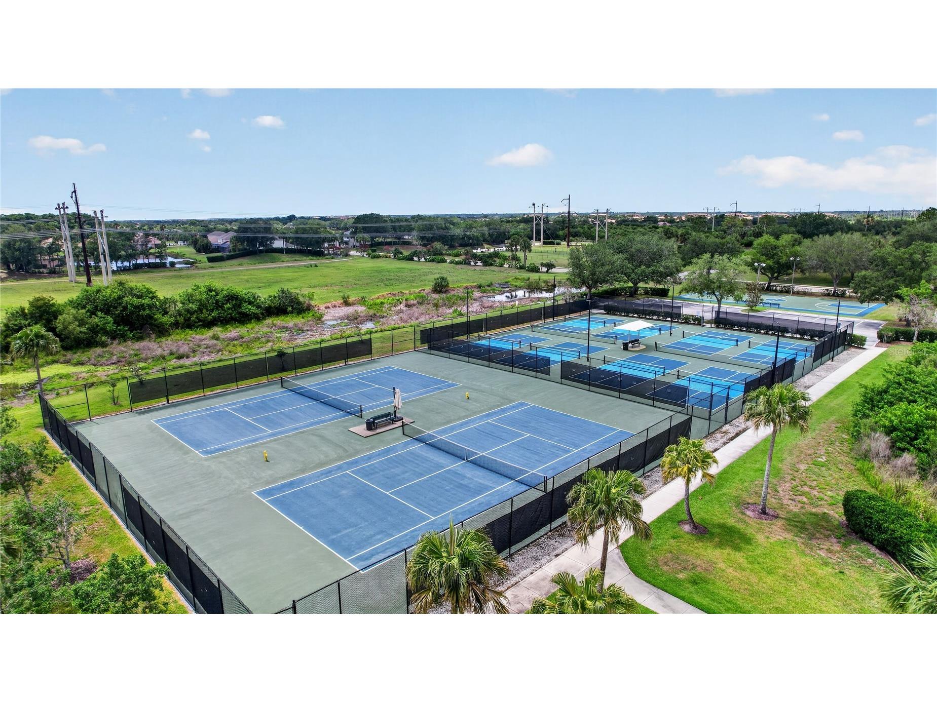 915 Fairwaycove Lane #101 Bradenton FL 34212 A4693958 image67