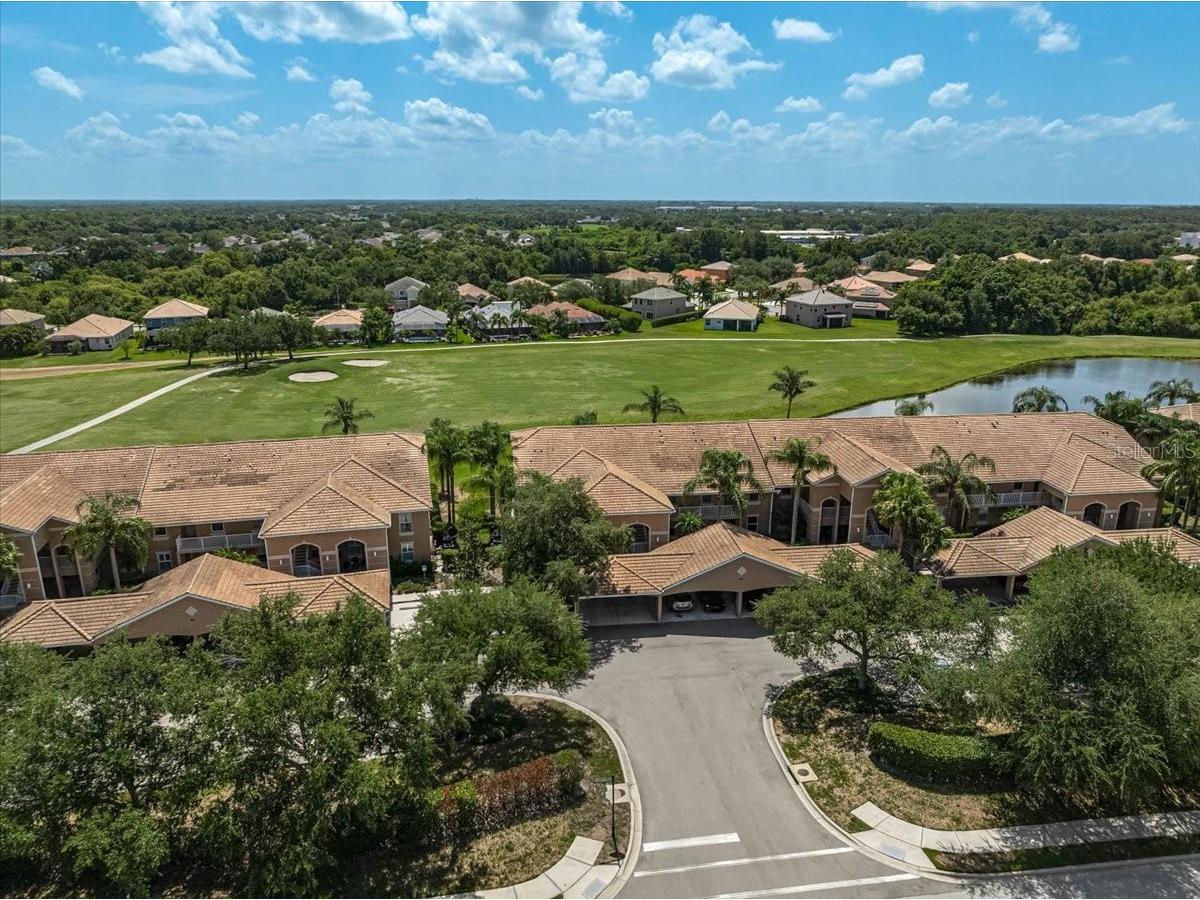 915 Fairwaycove Lane #201 Bradenton FL 34212 A4698493 image1