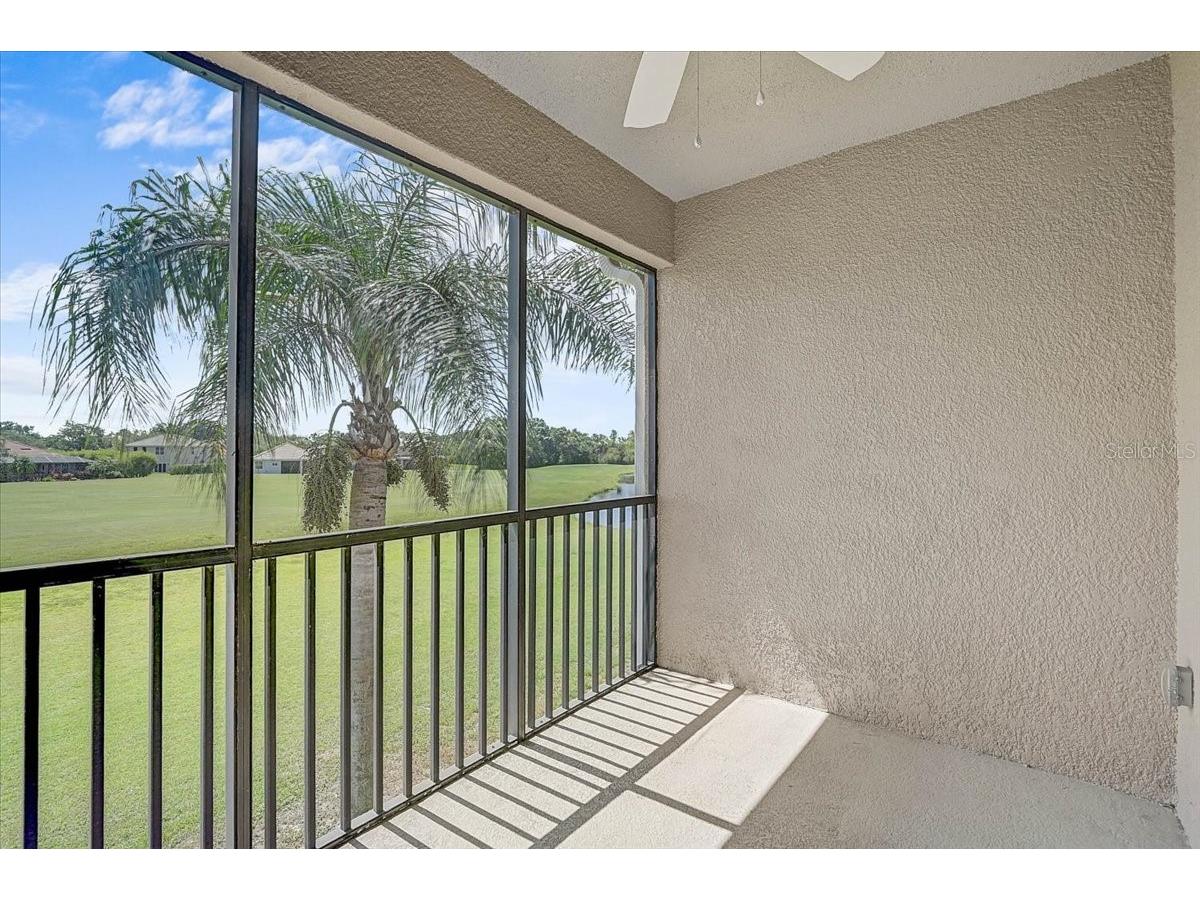 915 Fairwaycove Lane #201 Bradenton FL 34212 A4698493 image26