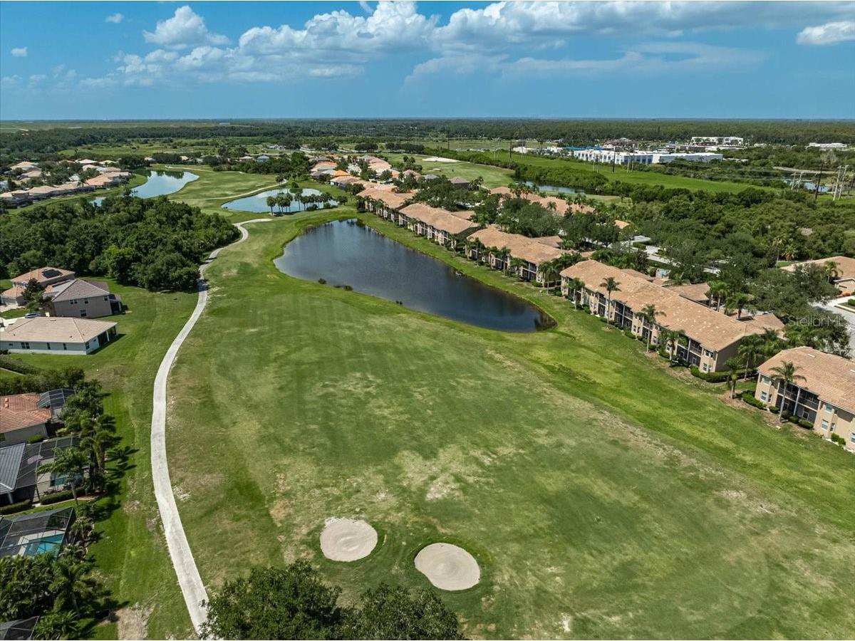 915 Fairwaycove Lane #201 Bradenton FL 34212 A4698493 image32