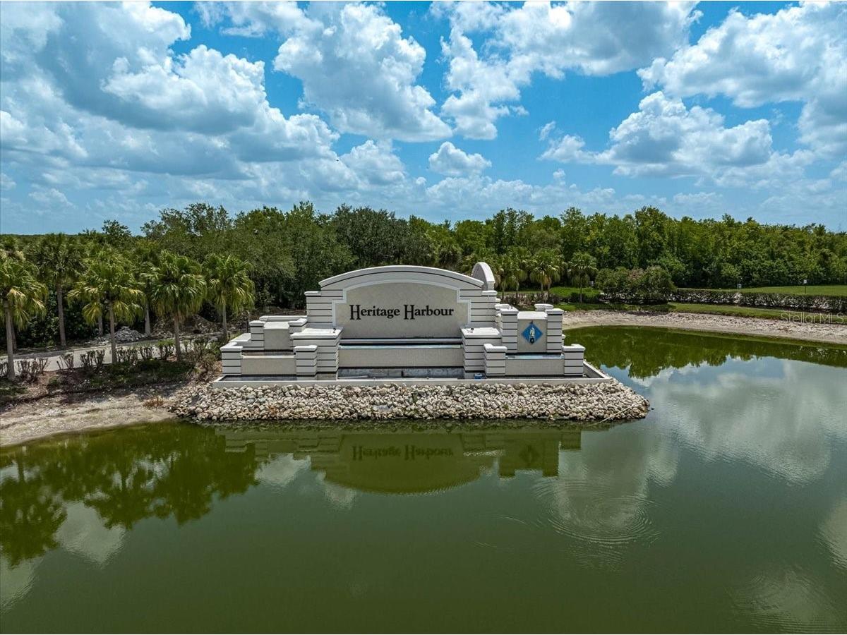 915 Fairwaycove Lane #201 Bradenton FL 34212 A4698493 image39