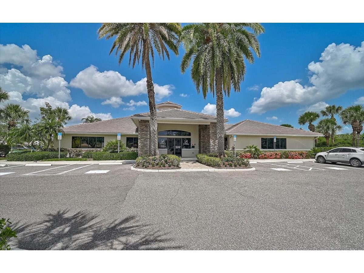 915 Fairwaycove Lane #201 Bradenton FL 34212 A4698493 image41
