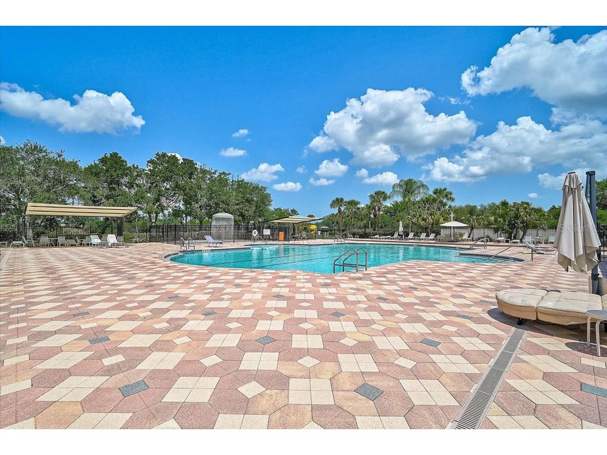 915 Fairwaycove Lane #201 Bradenton FL 34212 A4698493 image51