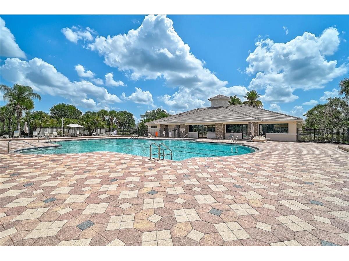 915 Fairwaycove Lane #201 Bradenton FL 34212 A4698493 image52