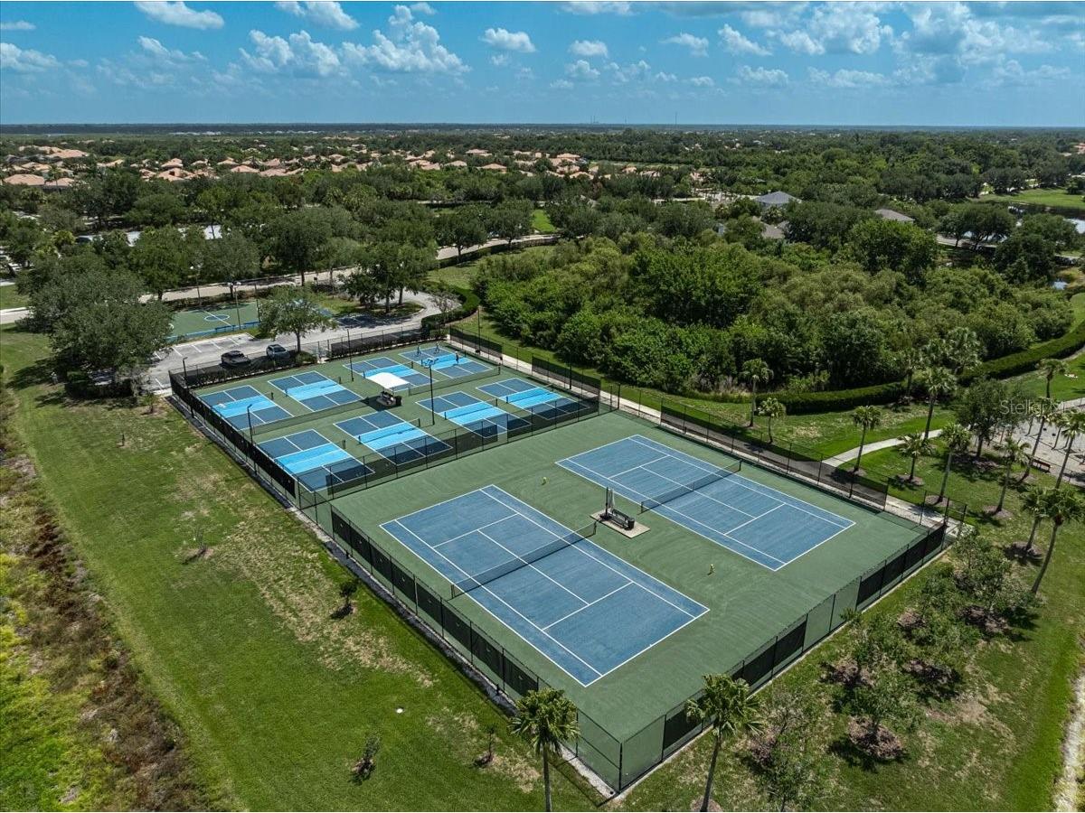 915 Fairwaycove Lane #201 Bradenton FL 34212 A4698493 image56