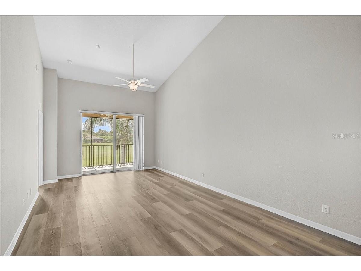 915 Fairwaycove Lane #201 Bradenton FL 34212 A4698493 image6