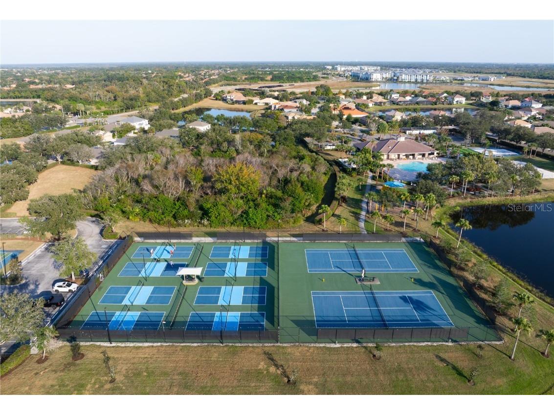 915 Fairwaycove Lane #204 Bradenton FL 34212 A4672538 image45