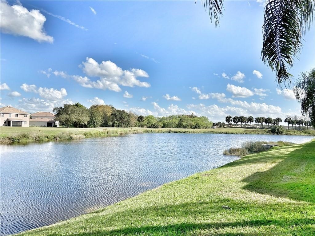 915 Fairwaycove Lane #208 Bradenton FL 34212 N6143919 image25