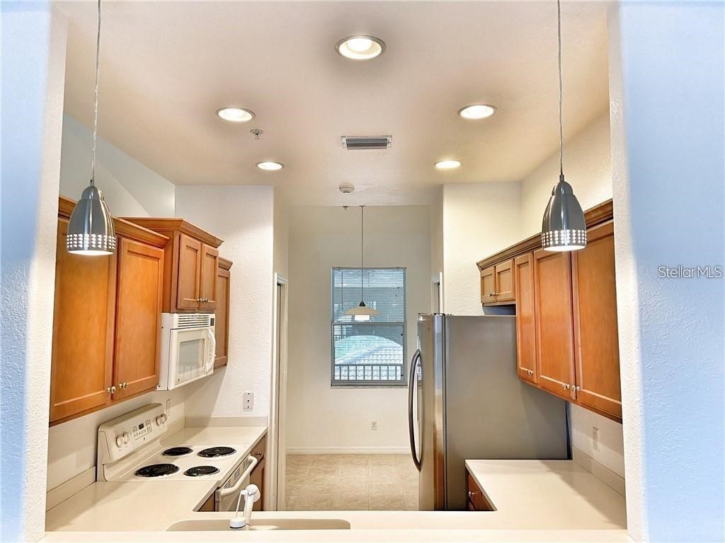 915 Fairwaycove Lane #208 Bradenton FL 34212 N6143919 image6