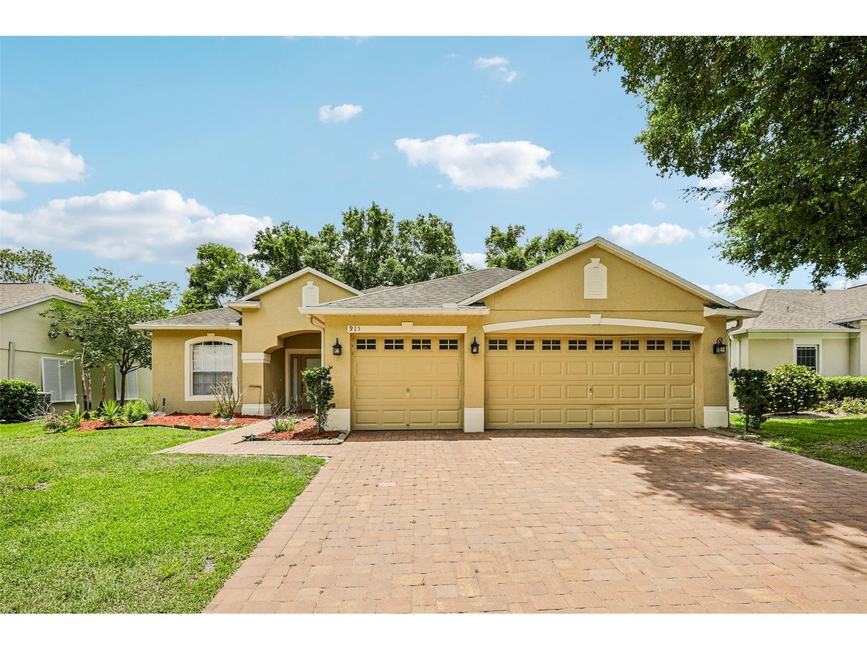 915 Moonluster Drive Casselberry FL 32707 G5112396 image1