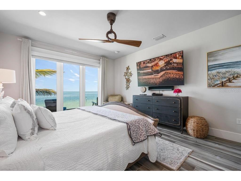 915 N Shore Drive Anna Maria FL 34216 - TAMPA BAY A4674863 image32