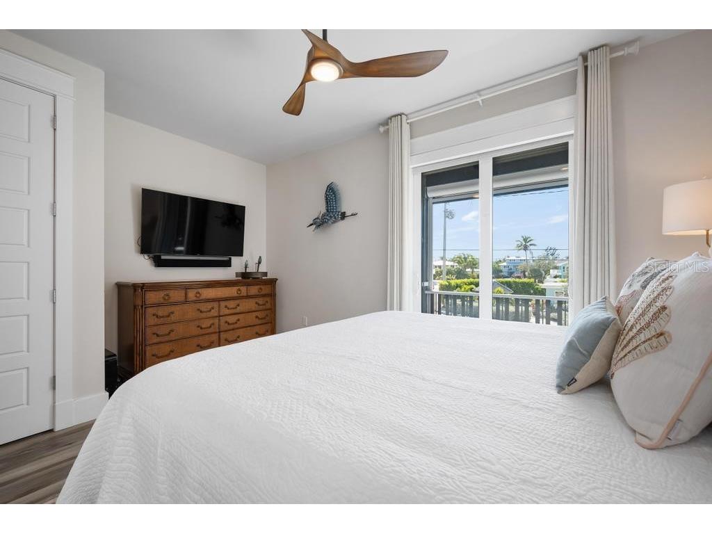915 N Shore Drive Anna Maria FL 34216 - TAMPA BAY A4674863 image46