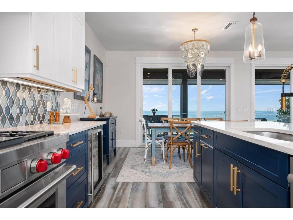 915 N Shore Drive Anna Maria FL 34216 - TAMPA BAY A4674863 image8
