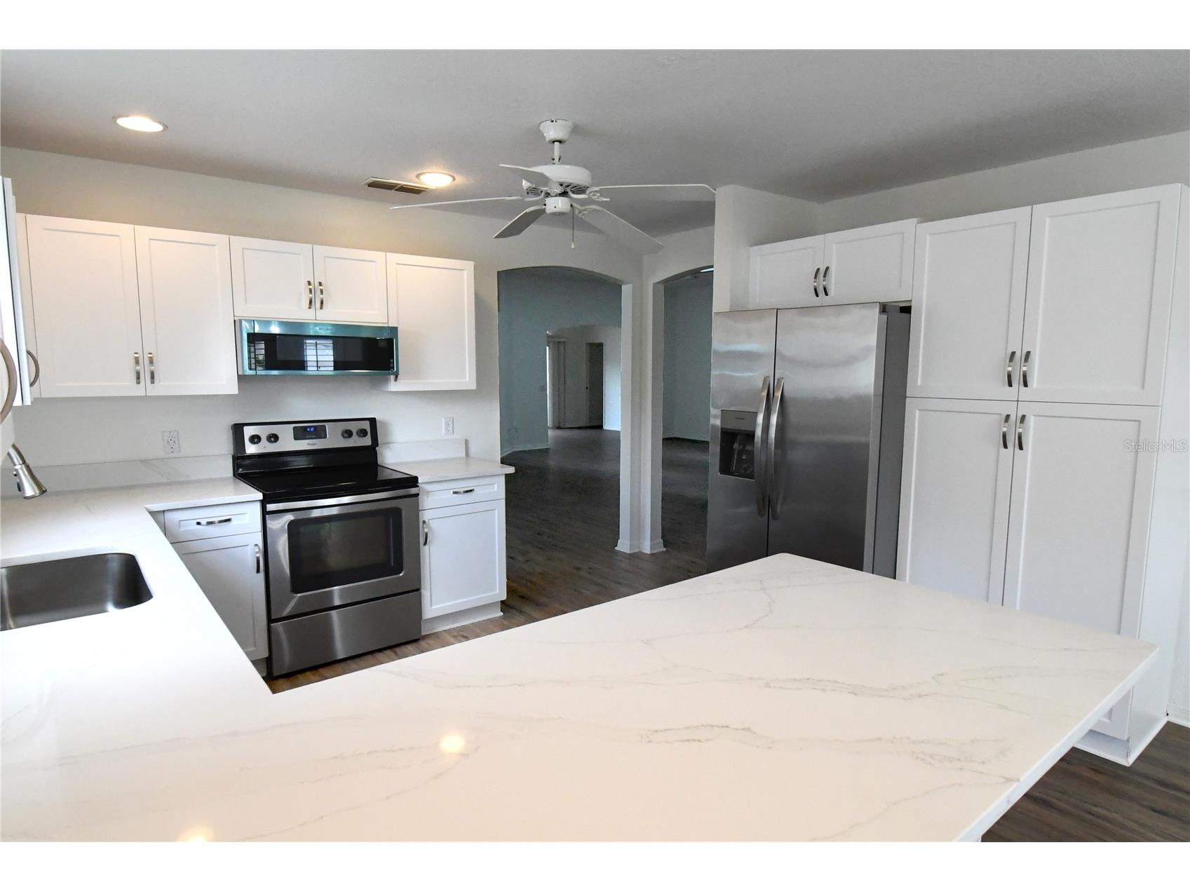 915 Ramos Drive The Villages FL 32159 G5105852 image3
