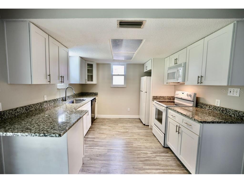 915 Royal Oak Court Holly Hill FL 32117 V4949259 image11