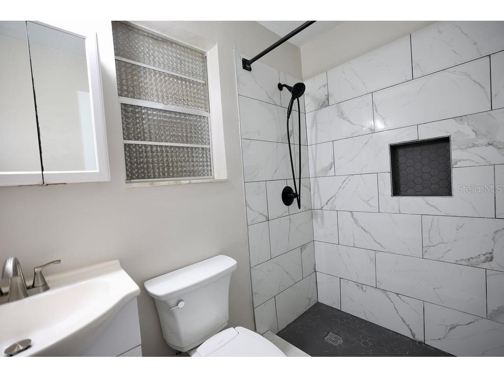 915 Royal Oak Court Holly Hill FL 32117 V4949259 image13