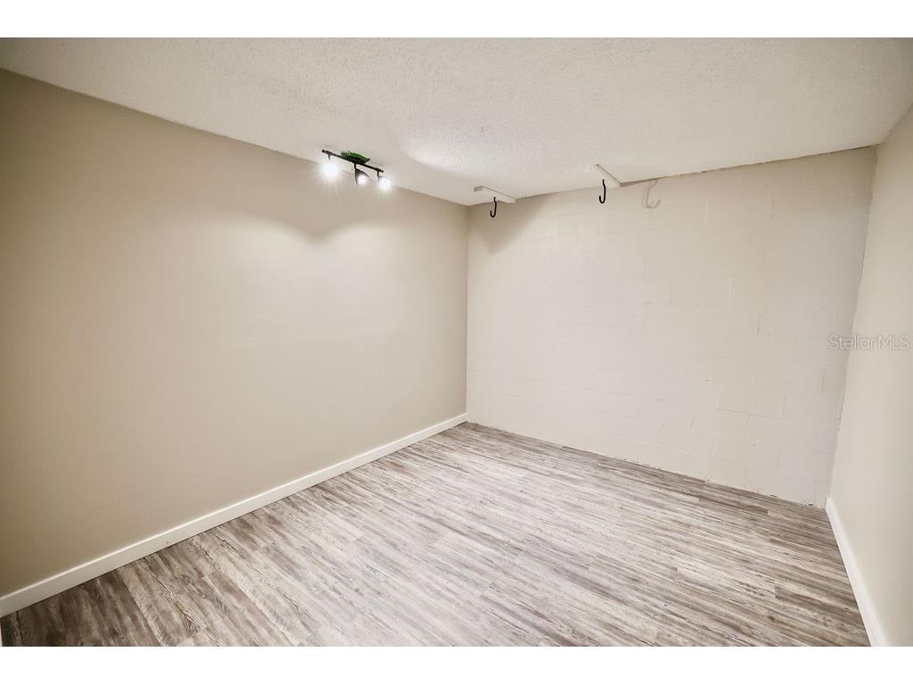 915 Royal Oak Court Holly Hill FL 32117 V4949259 image16