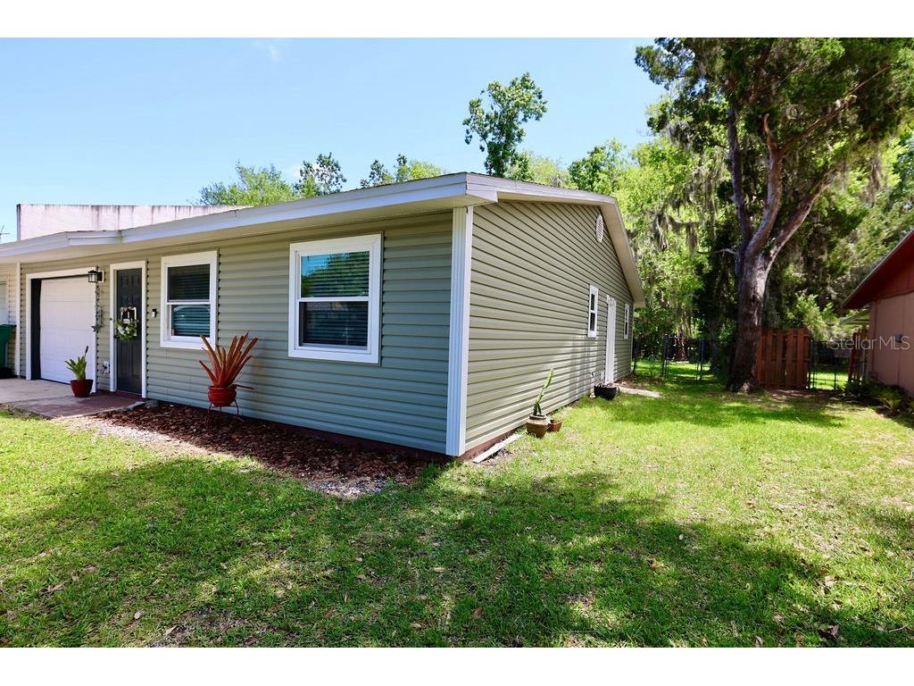 915 Royal Oak Court Holly Hill FL 32117 V4949259 image2