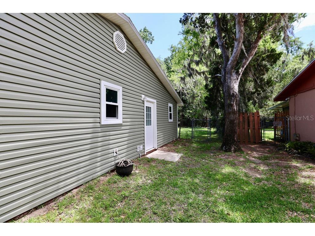 915 Royal Oak Court Holly Hill FL 32117 V4949259 image3