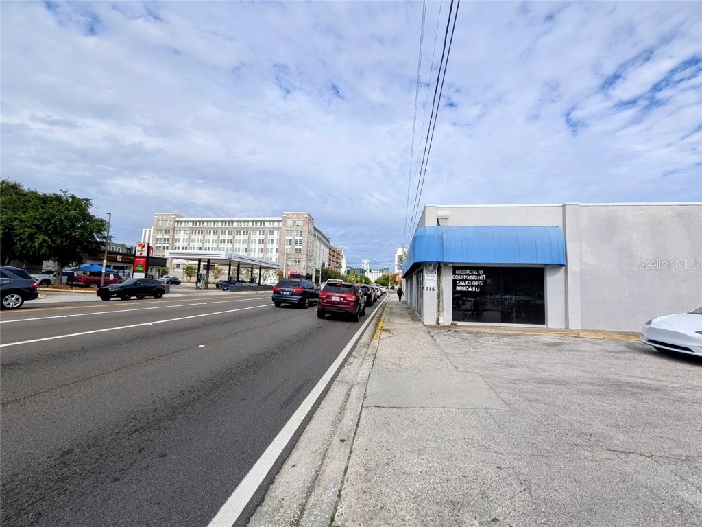 915 S Orange Avenue Orlando FL 32806 O6363069 image5