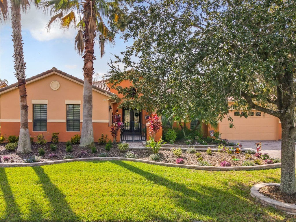 915 San Raphael Street Poinciana FL 34759 S5077815 image1