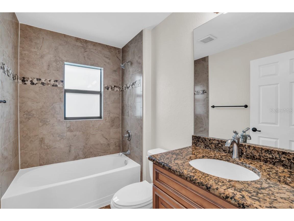 915 SE 33rd Terrace Cape Coral FL 33904 C7511677 image19