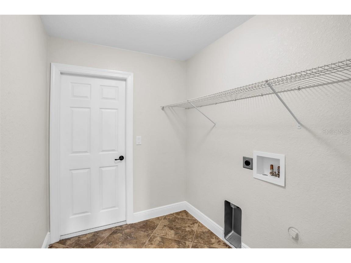 915 SE 33rd Terrace Cape Coral FL 33904 C7511677 image20