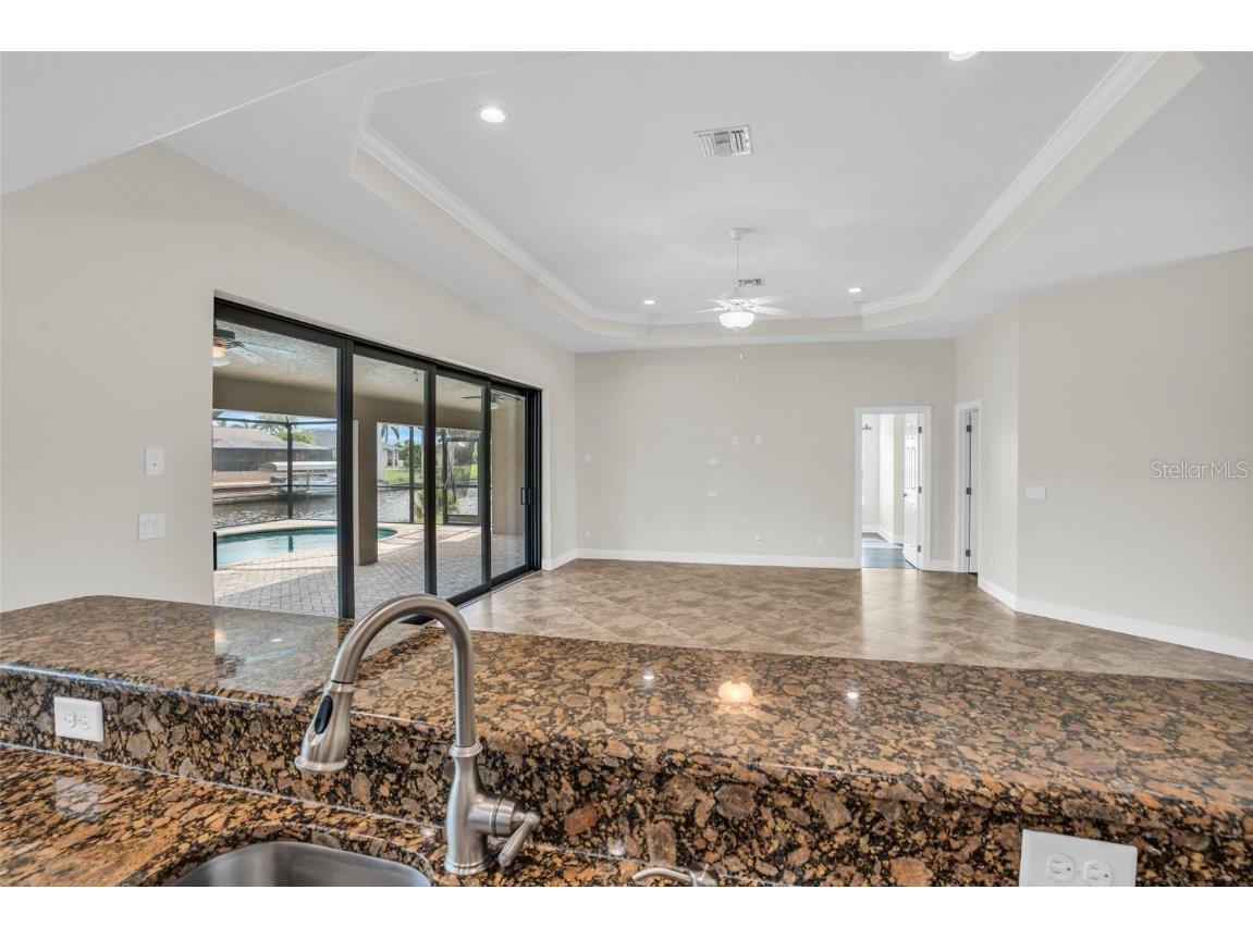 915 SE 33rd Terrace Cape Coral FL 33904 C7511677 image6