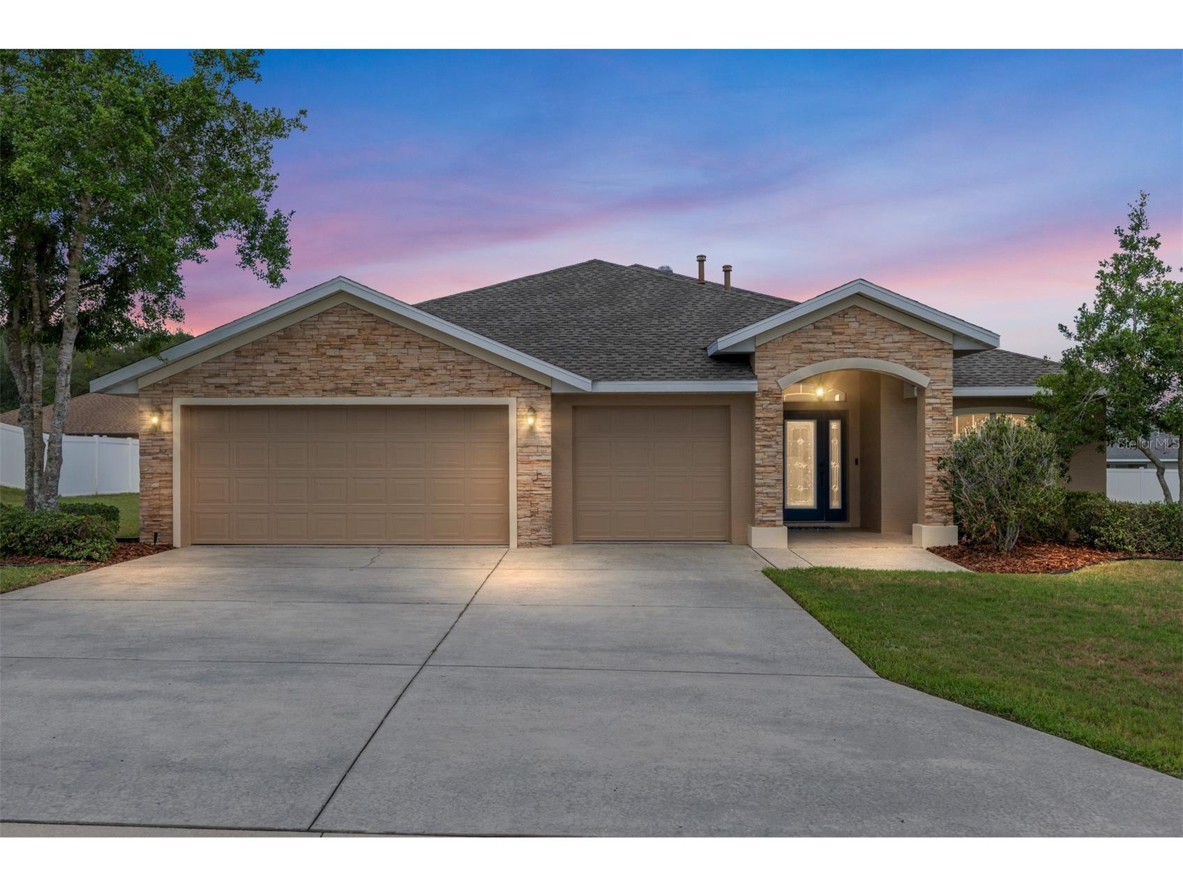915 SE 69th Avenue Ocala FL 34472 OM724730 image1