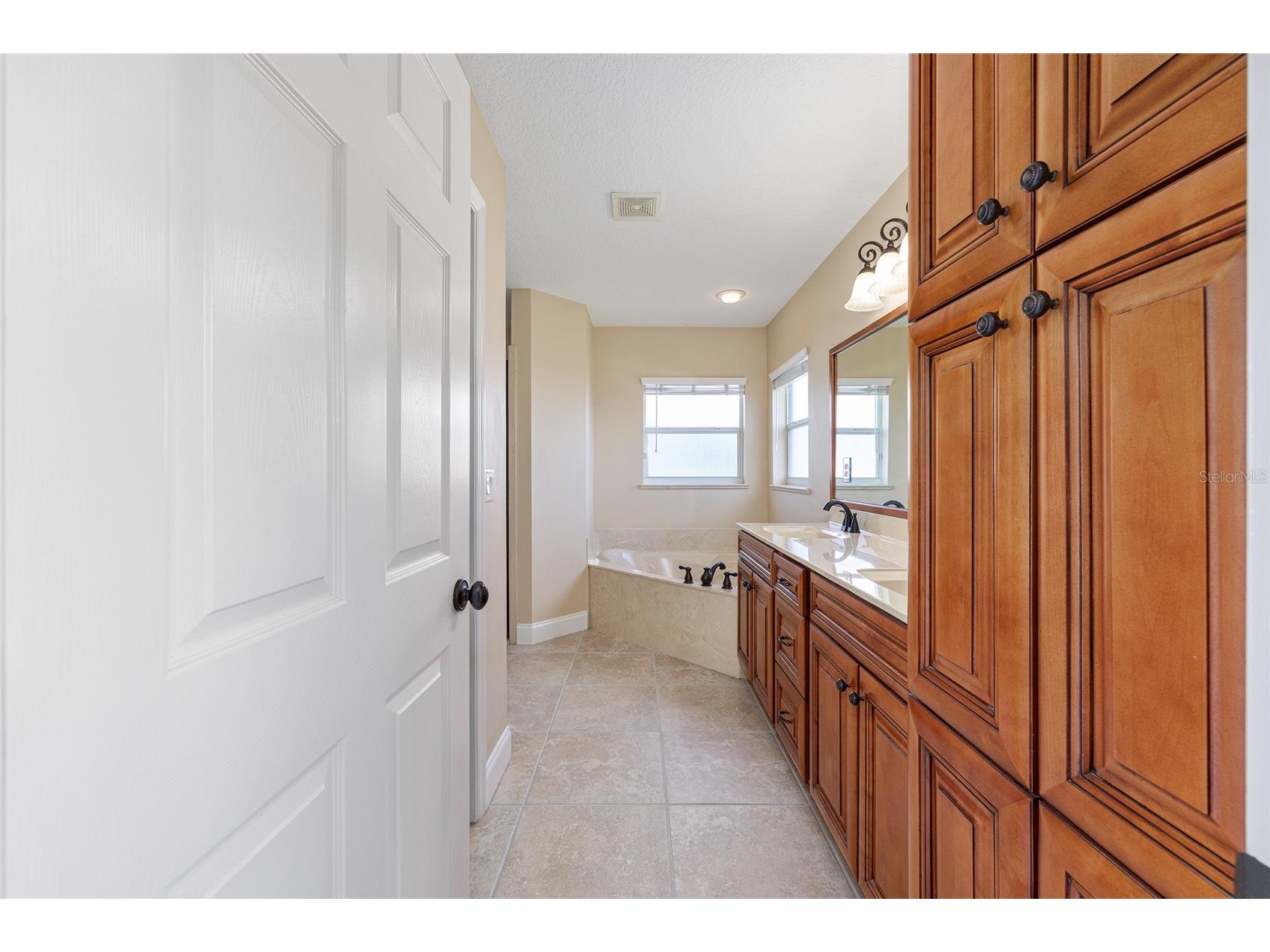 915 SE 69th Avenue Ocala FL 34472 OM724730 image26