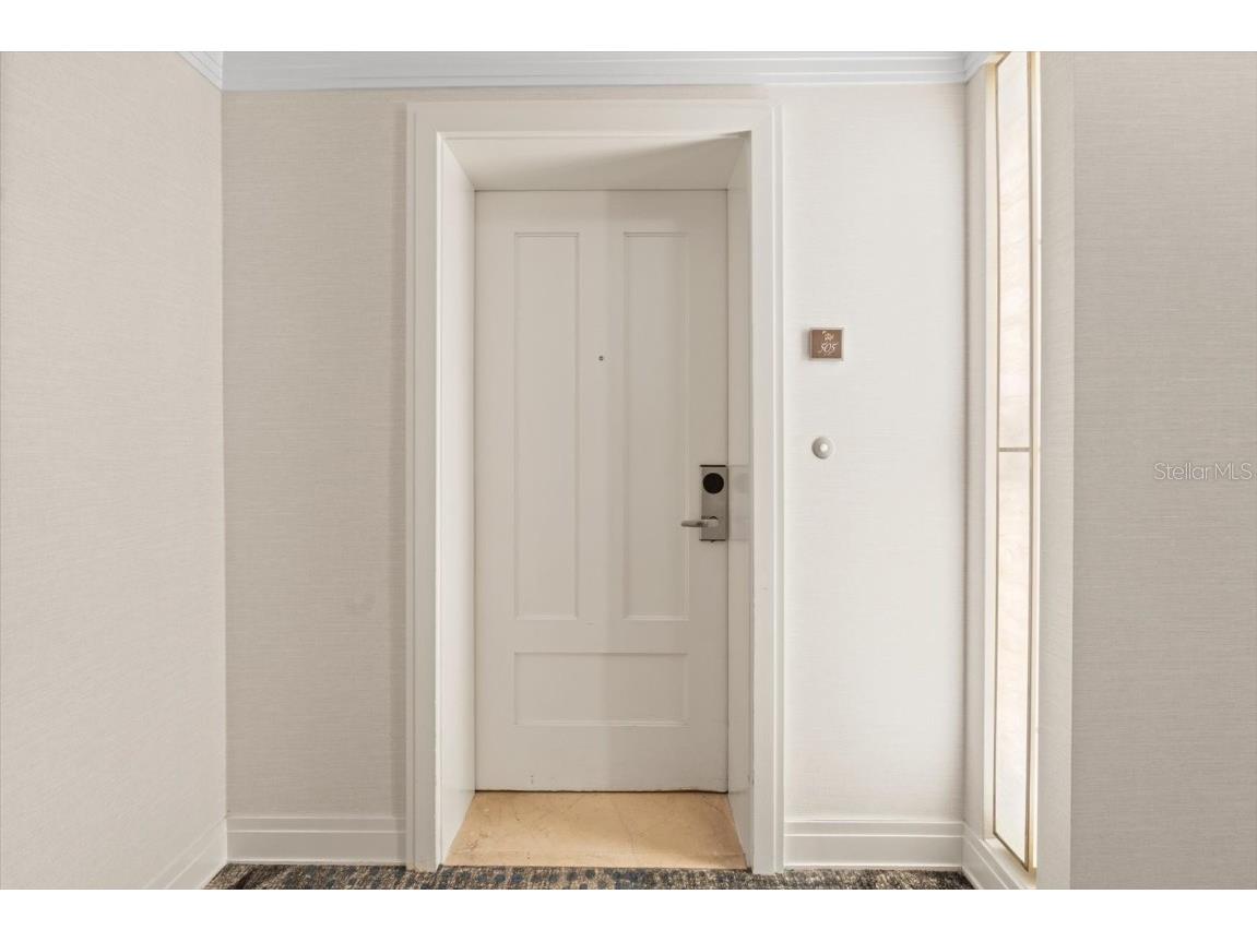 915 Seaside Dr #405 WEEKS 22-23 Sarasota FL 34242 - GULF OF MEXICO A4648881 image2