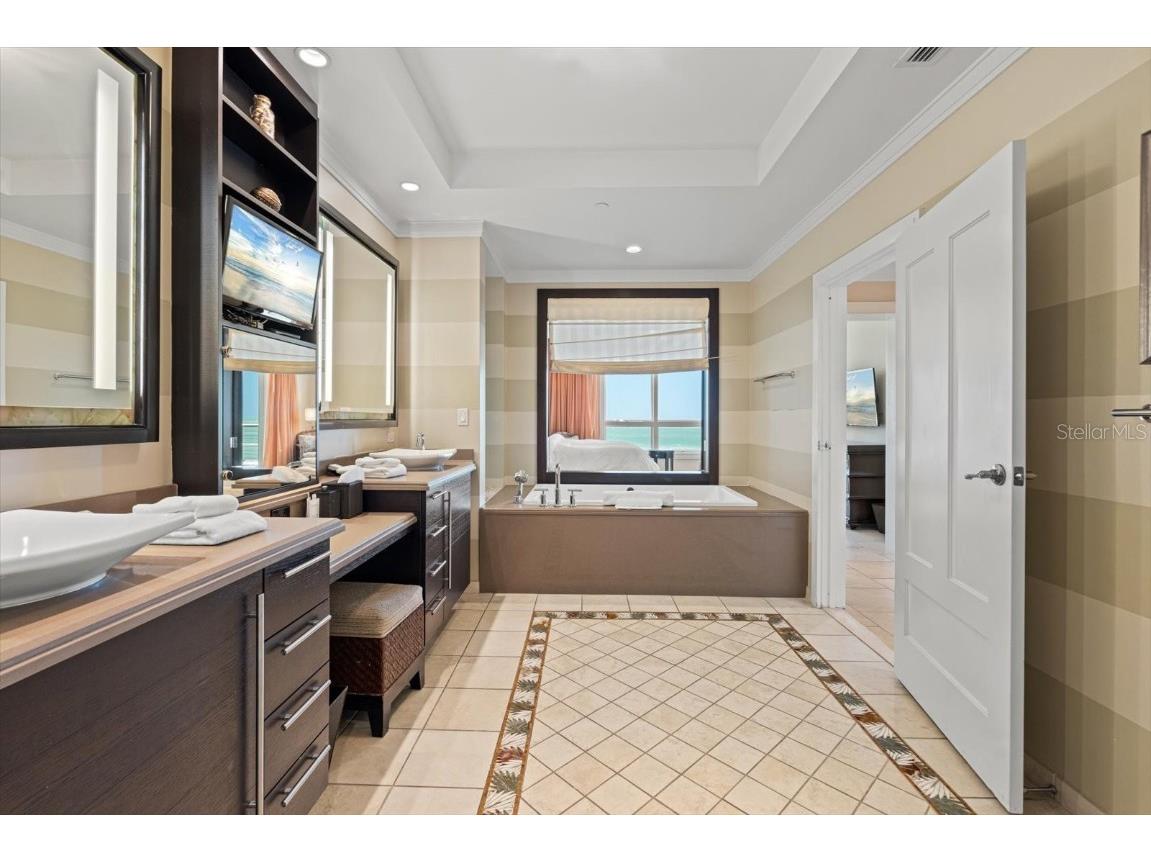 915 Seaside Dr #405 WEEKS 22-23 Sarasota FL 34242 - GULF OF MEXICO A4648881 image24