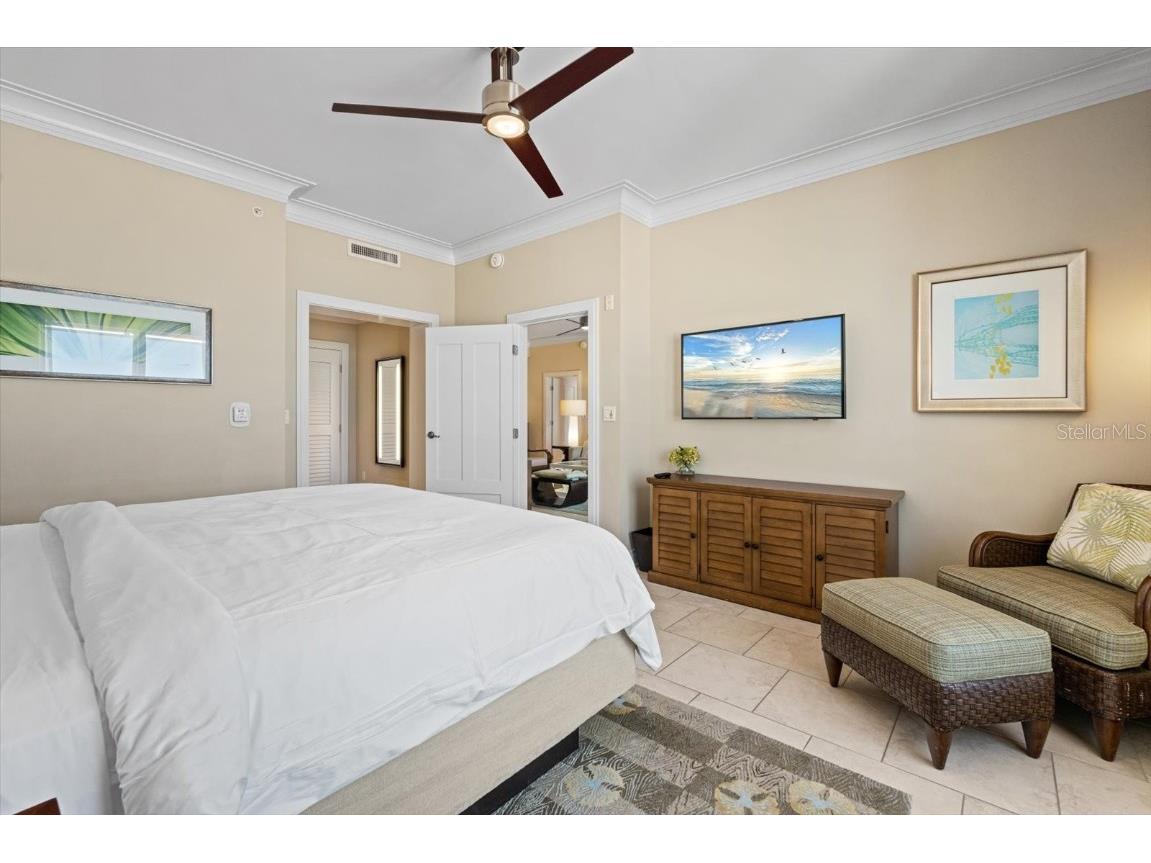 915 Seaside Dr #405 WEEKS 22-23 Sarasota FL 34242 - GULF OF MEXICO A4648881 image30