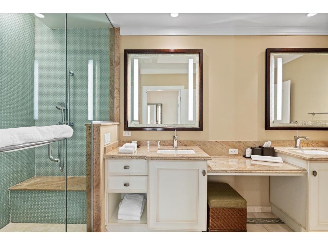 915 Seaside Dr #405 WEEKS 22-23 Sarasota FL 34242 - GULF OF MEXICO A4648881 image31