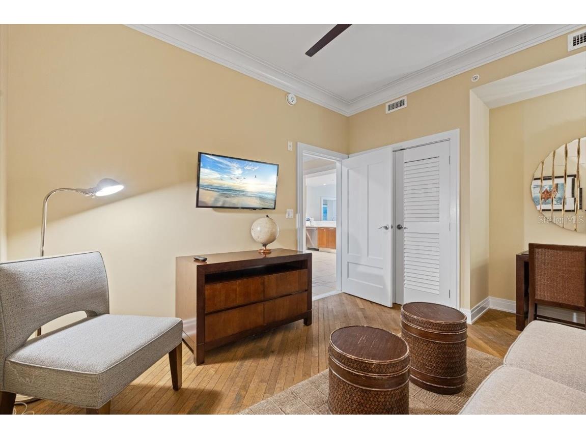 915 Seaside Dr #405 WEEKS 22-23 Sarasota FL 34242 - GULF OF MEXICO A4648881 image35