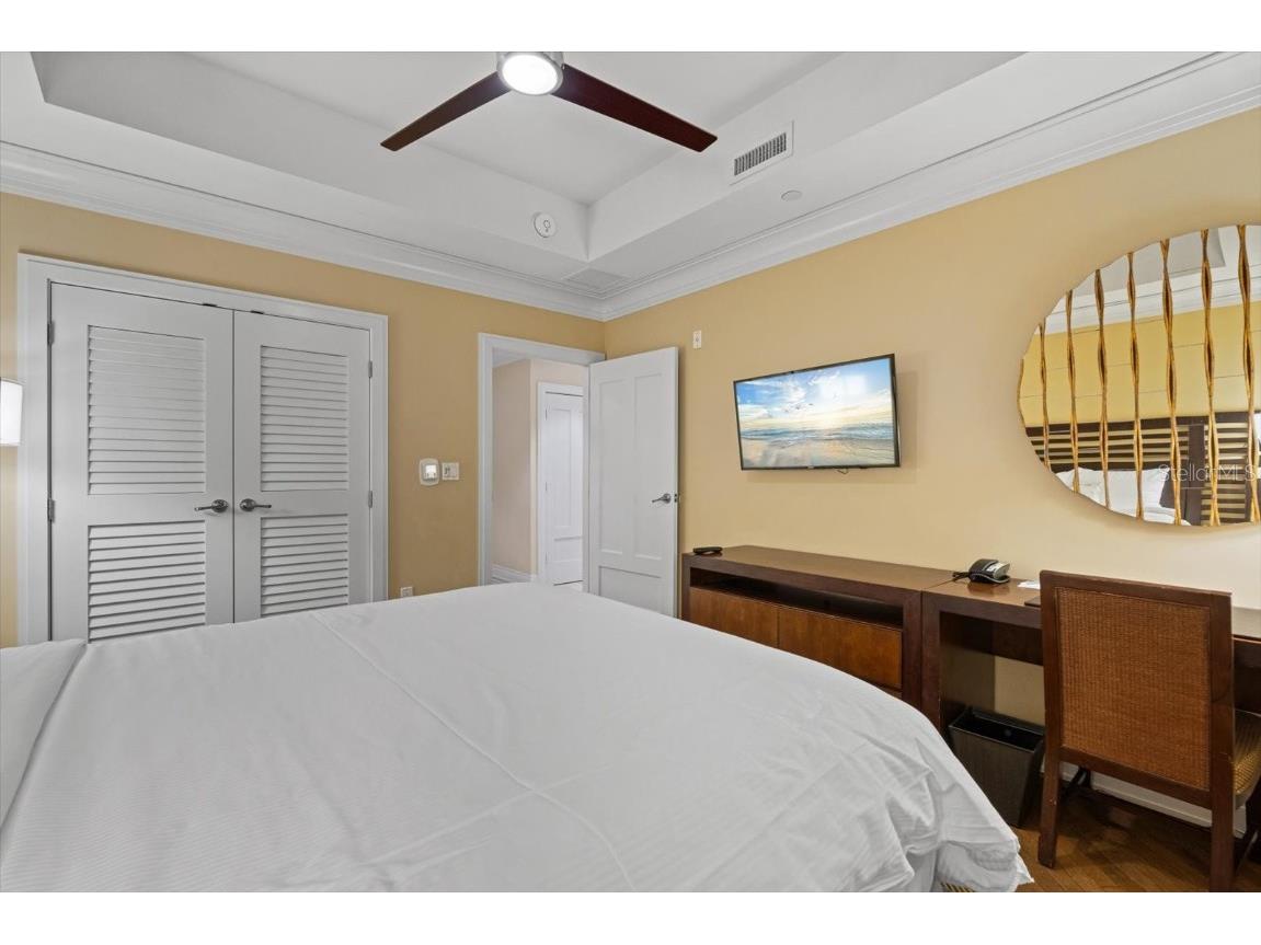 915 Seaside Dr #405 WEEKS 22-23 Sarasota FL 34242 - GULF OF MEXICO A4648881 image40