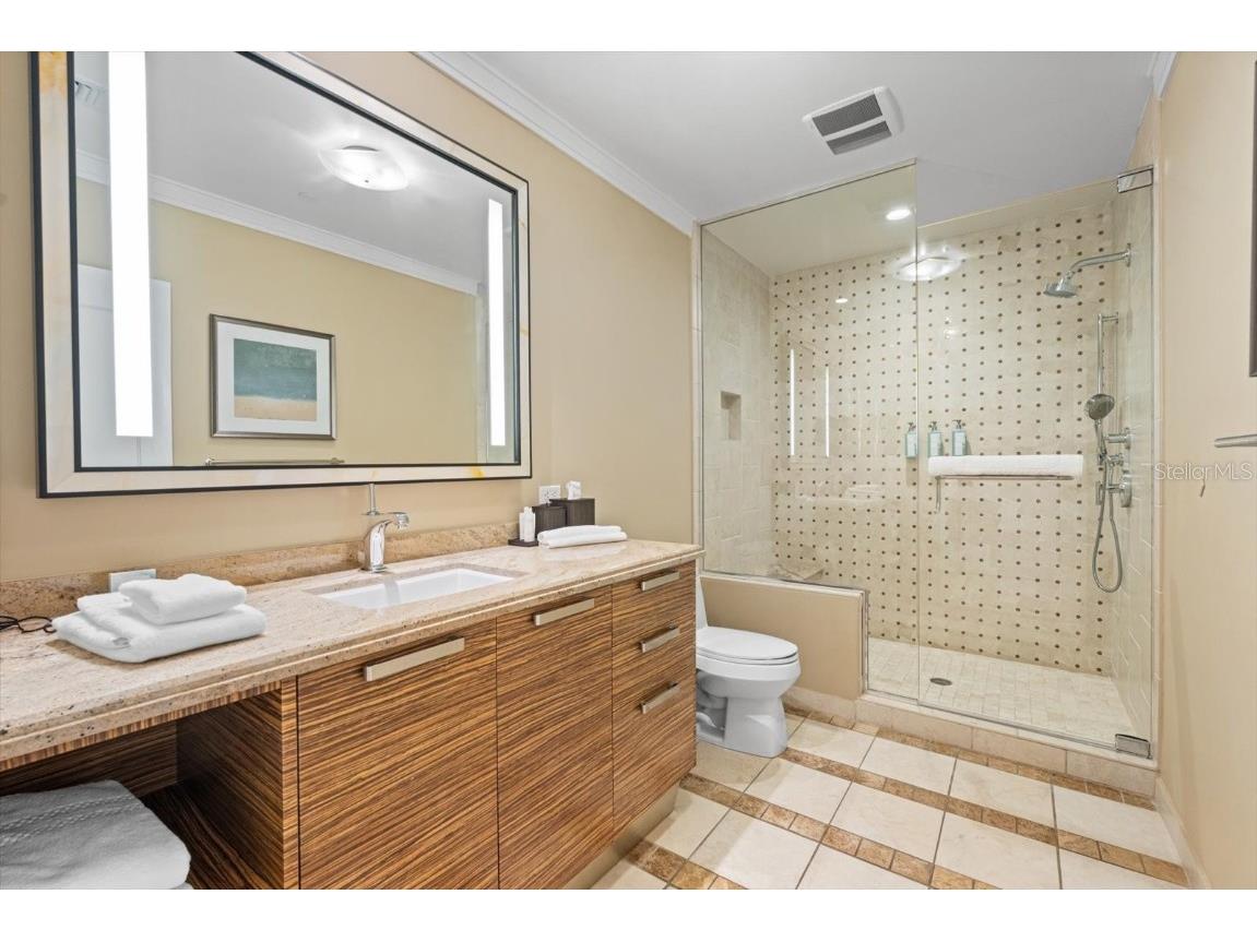 915 Seaside Dr #405 WEEKS 22-23 Sarasota FL 34242 - GULF OF MEXICO A4648881 image41