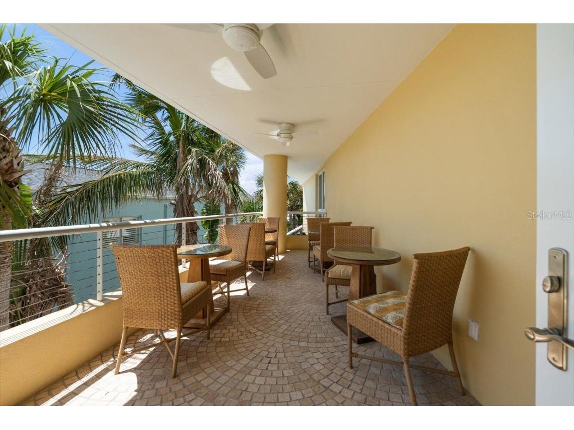 915 Seaside Dr #405 WEEKS 22-23 Sarasota FL 34242 - GULF OF MEXICO A4648881 image50