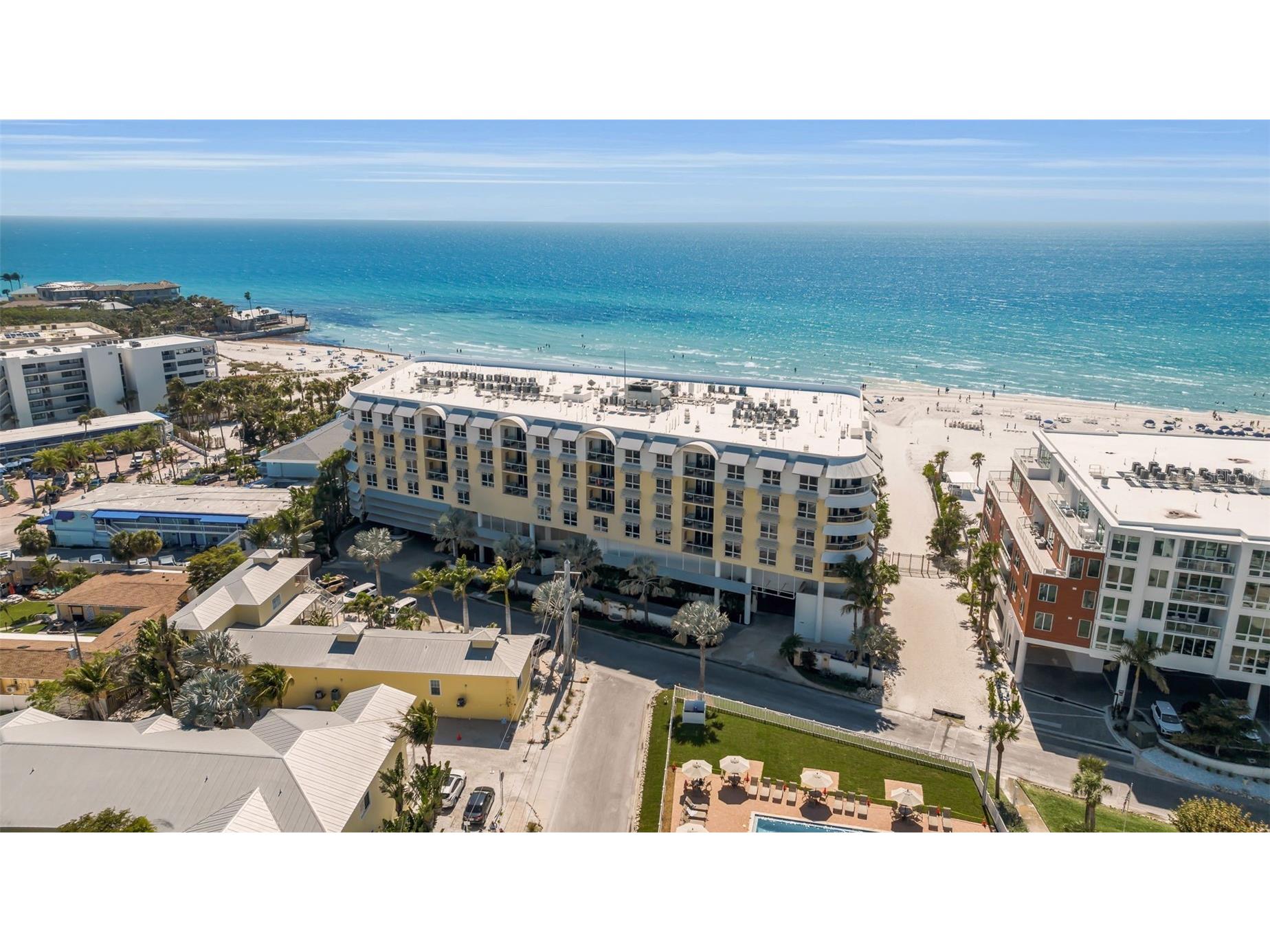 915 Seaside Drive #310 Sarasota FL 34242 - GULF OF MEXICO A4686908 image1