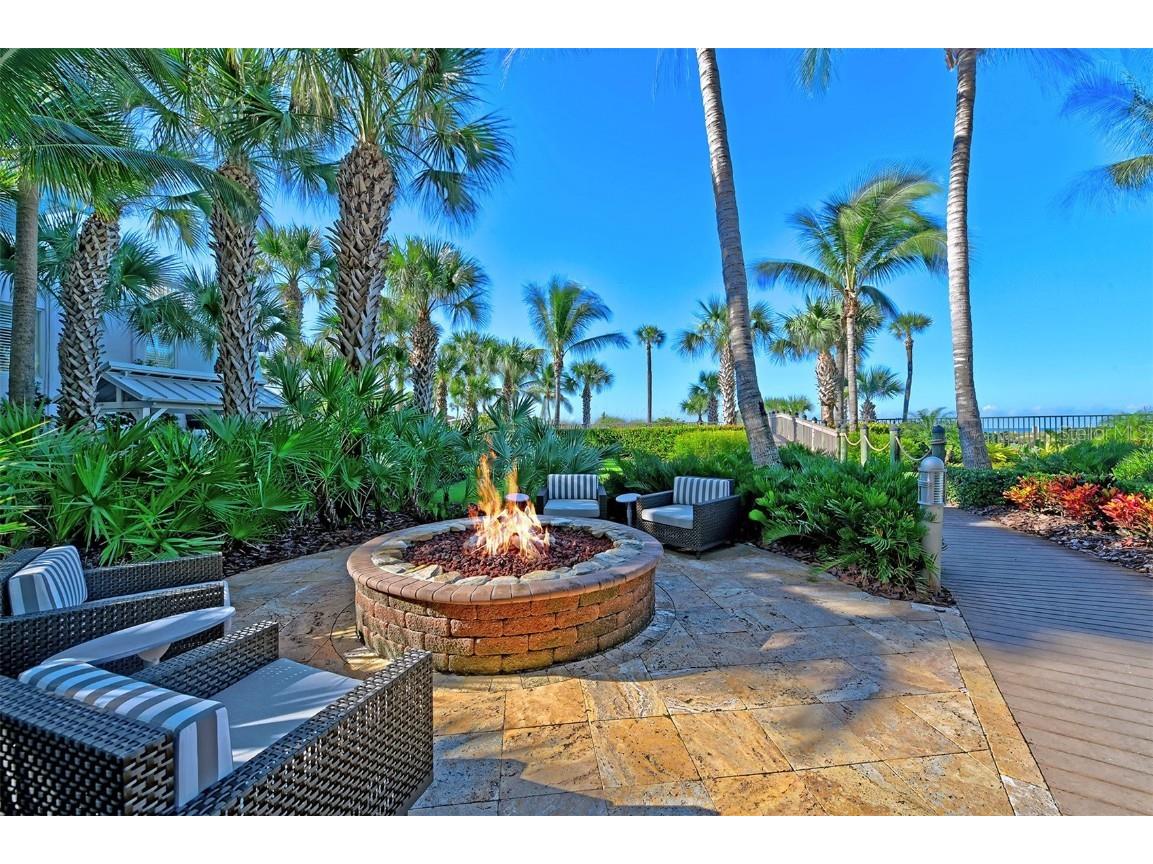 915 Seaside Drive #312 WEEKS 32-33 Sarasota FL 34242 - GULF OF MEXICO A4577053 image40