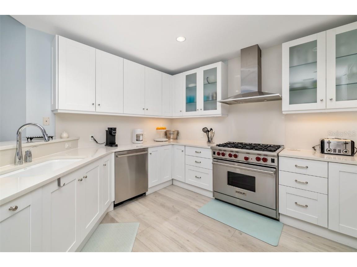 915 Seaside Drive #407 Sarasota FL 34242 A4667661 image17