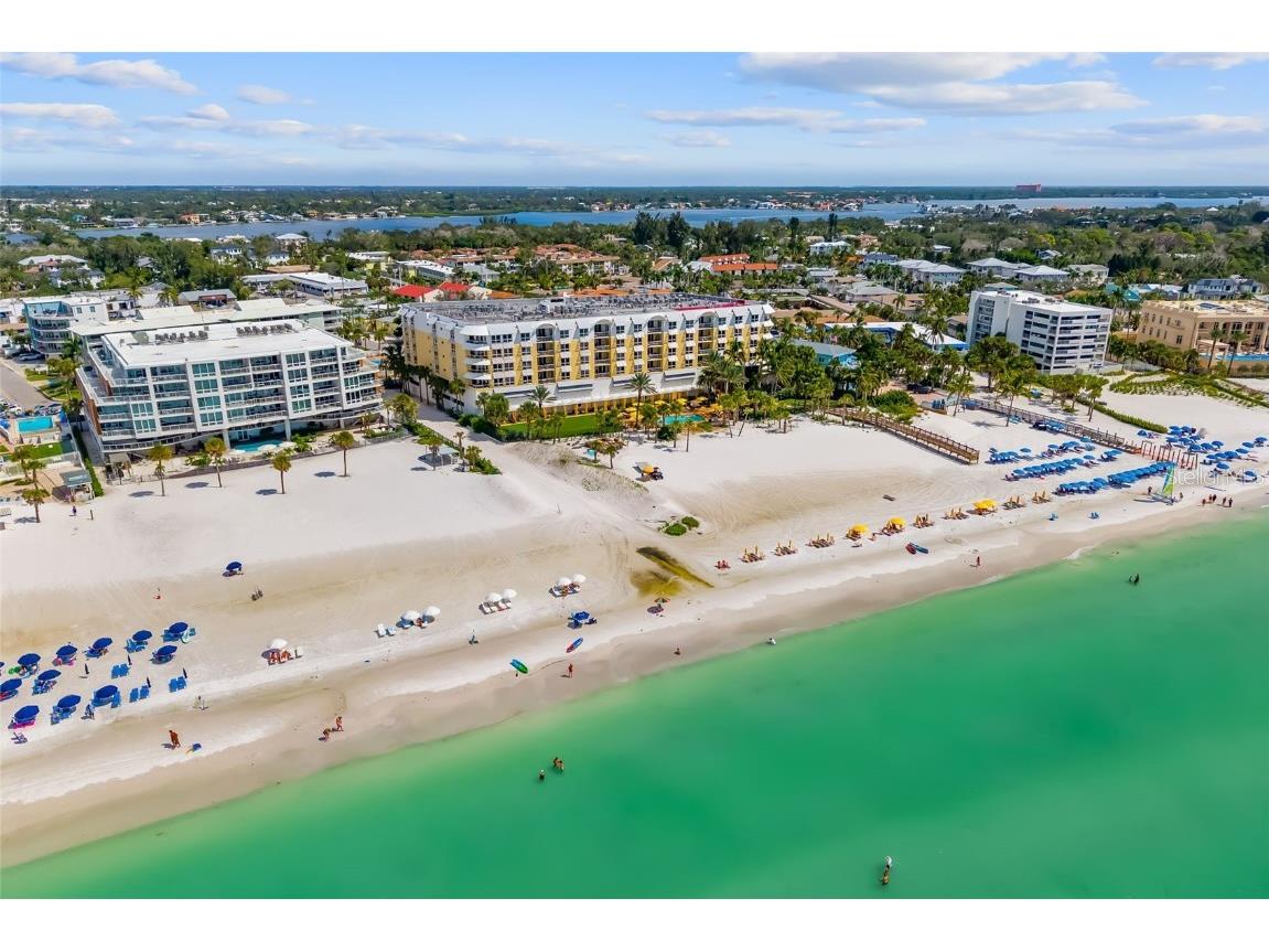 915 Seaside Drive #407 Sarasota FL 34242 A4667661 image2