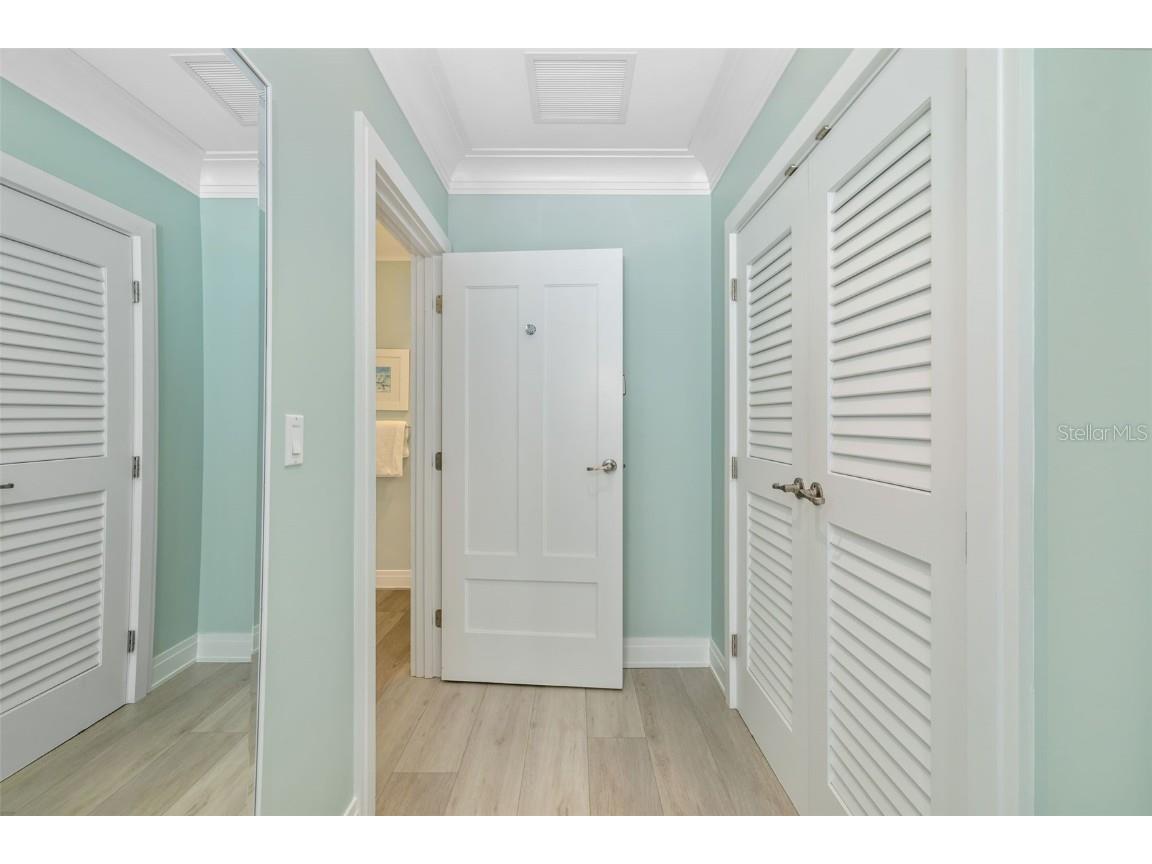 915 Seaside Drive #407 Sarasota FL 34242 A4667661 image37