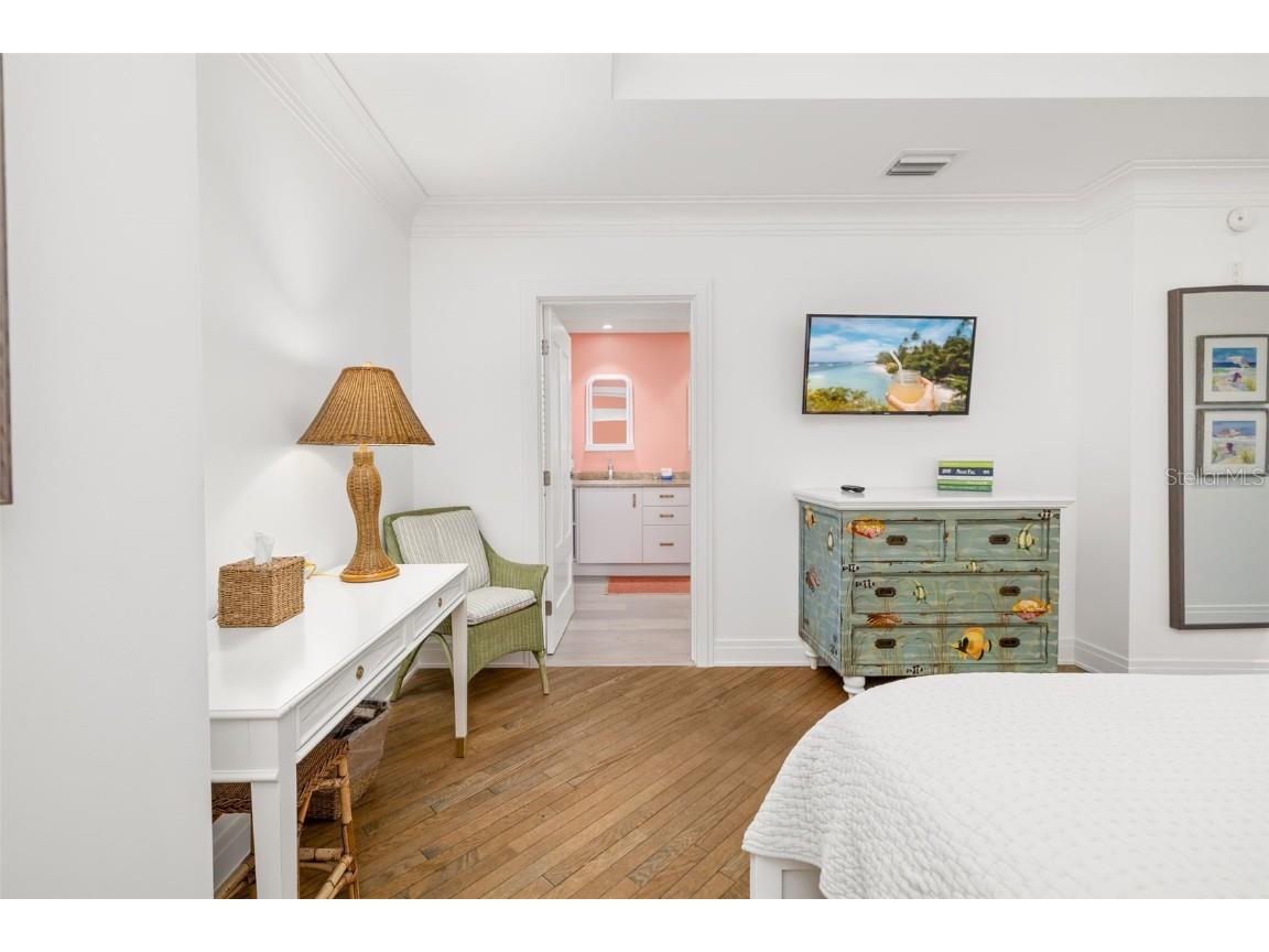 915 Seaside Drive #407 Sarasota FL 34242 A4667661 image42