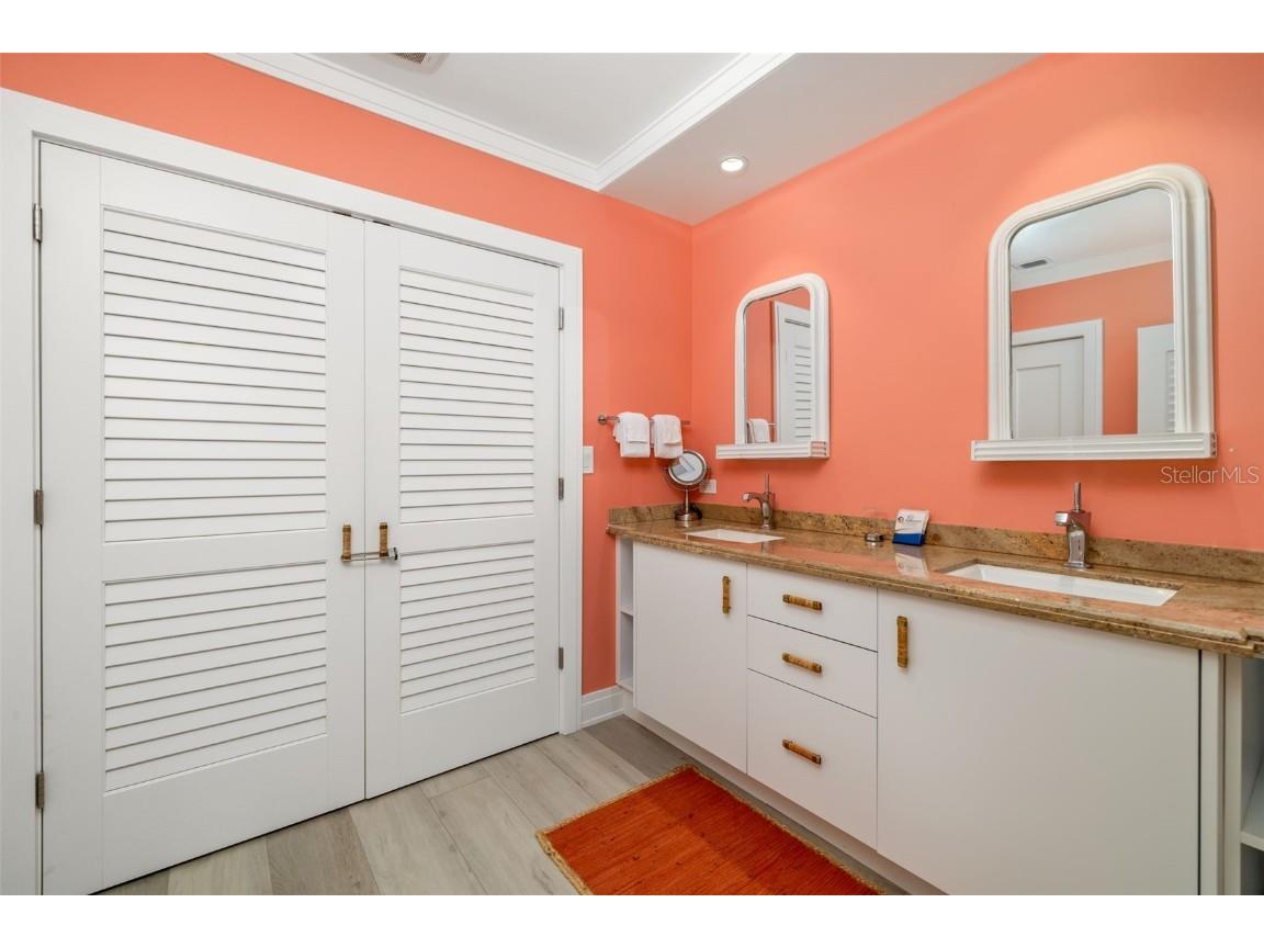 915 Seaside Drive #407 Sarasota FL 34242 A4667661 image44